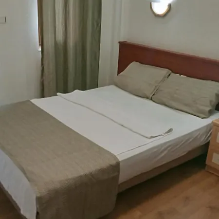 London House Hotel Hotel
