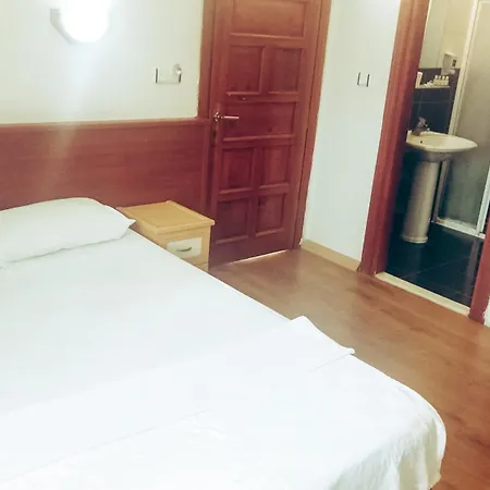 London House Hotel